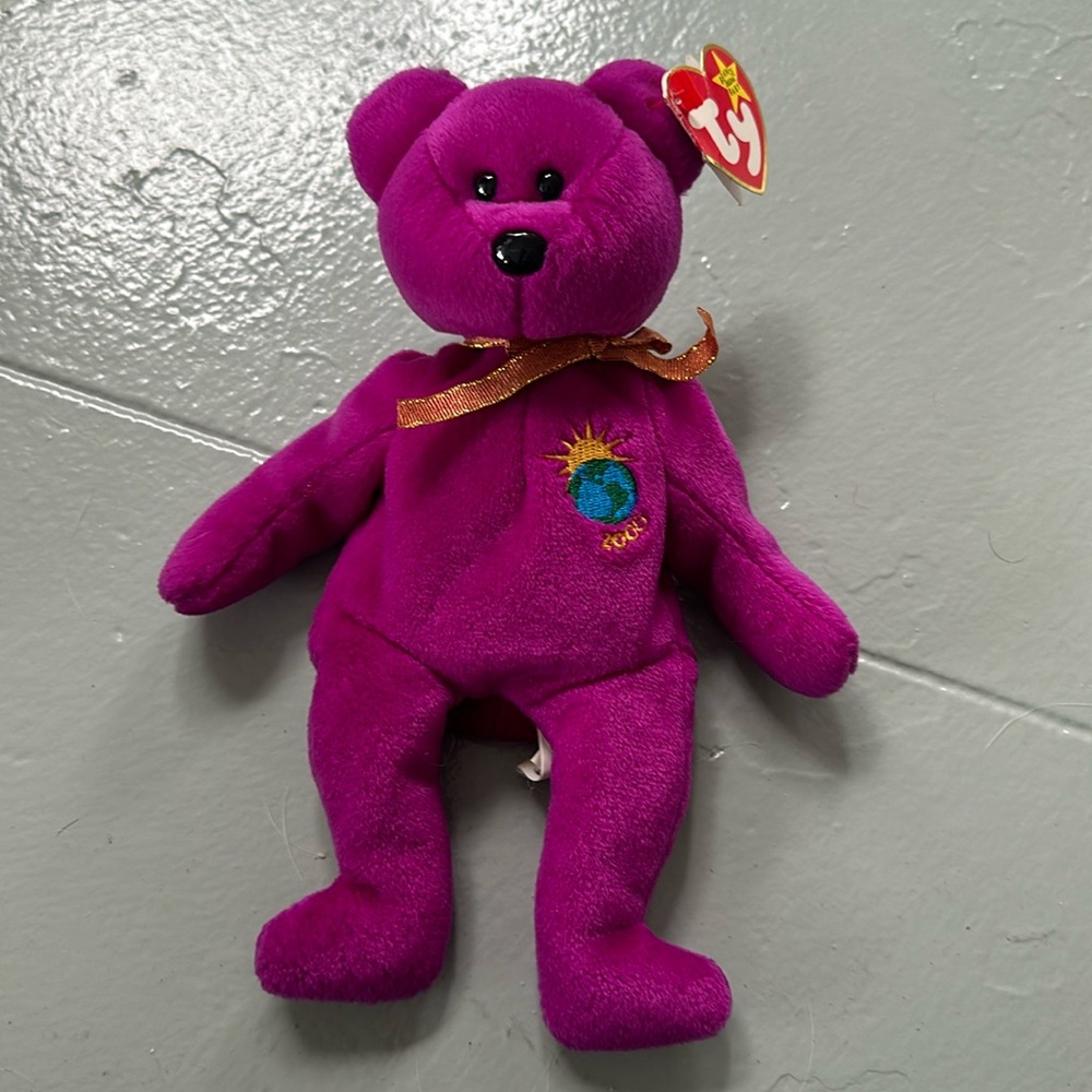 Millennium bear - great condition - rare find